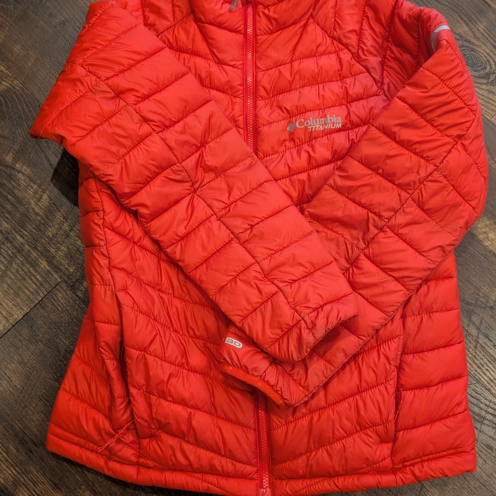 Columbia Mens M Bright Red Puffer Jacket